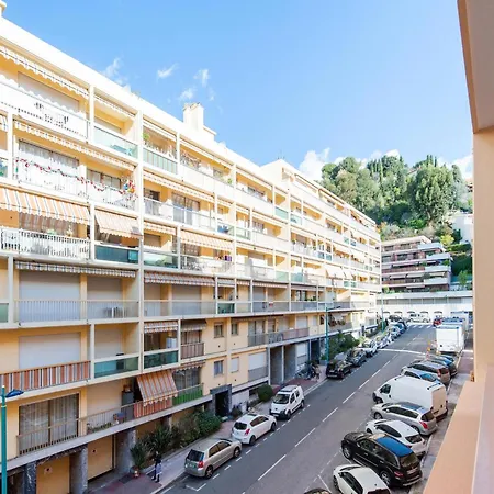 Chez Gabrielle Ментона