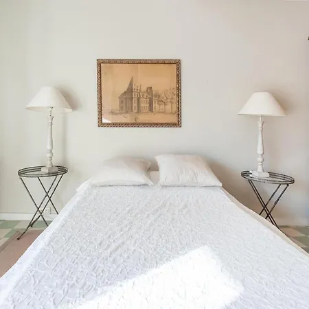 Chez Gabrielle Ментона