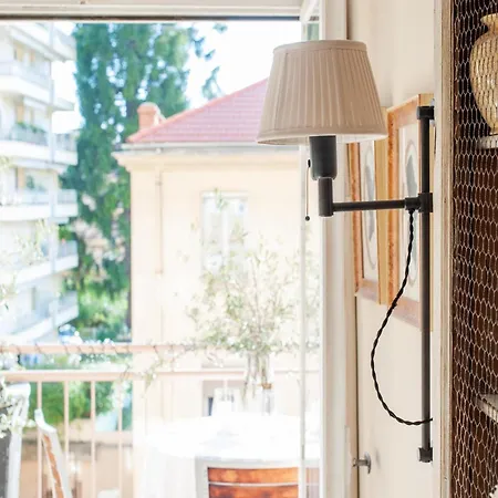 Апартаменты Chez Gabrielle Ментона